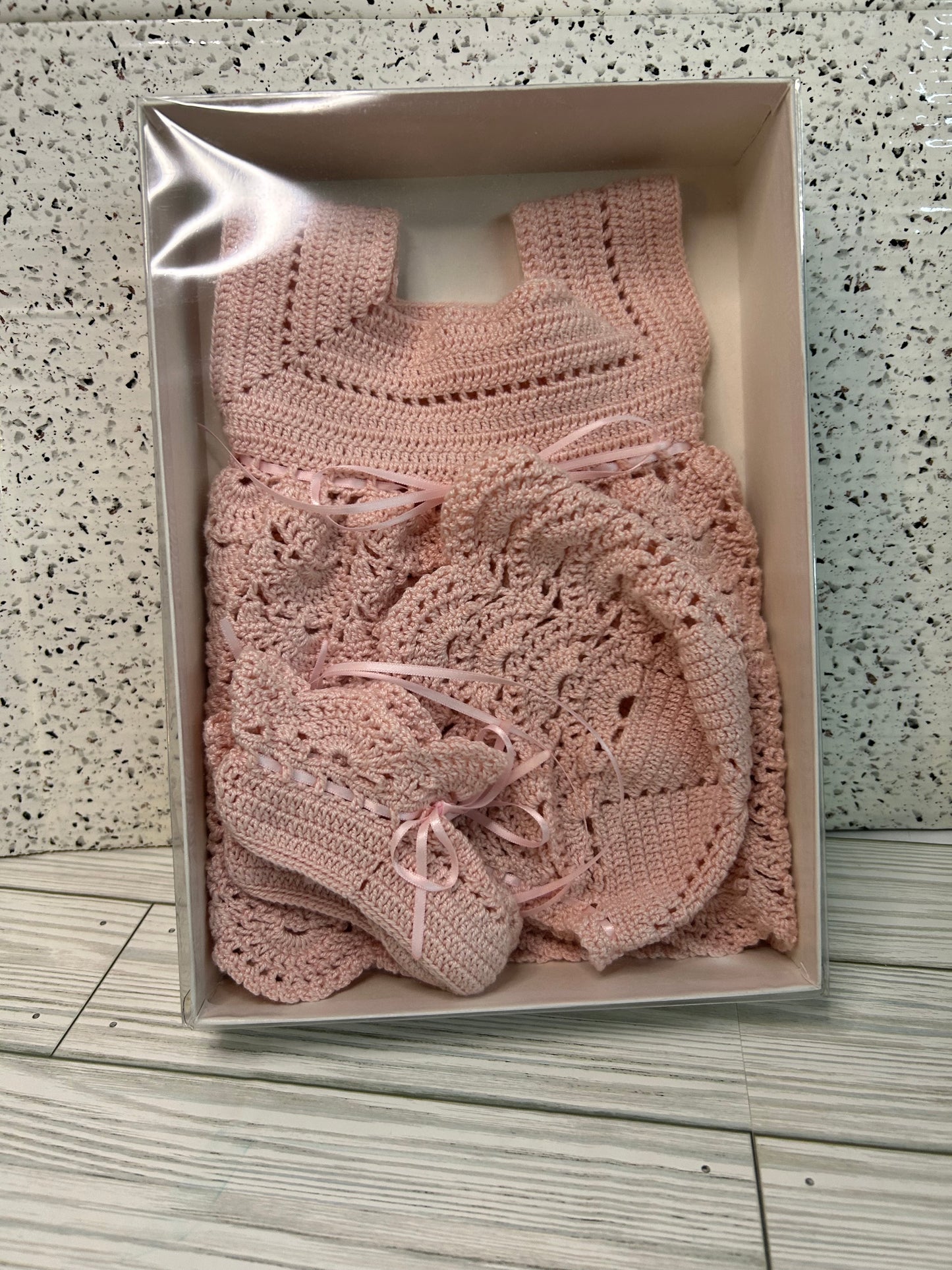 Open Crescent Outfit