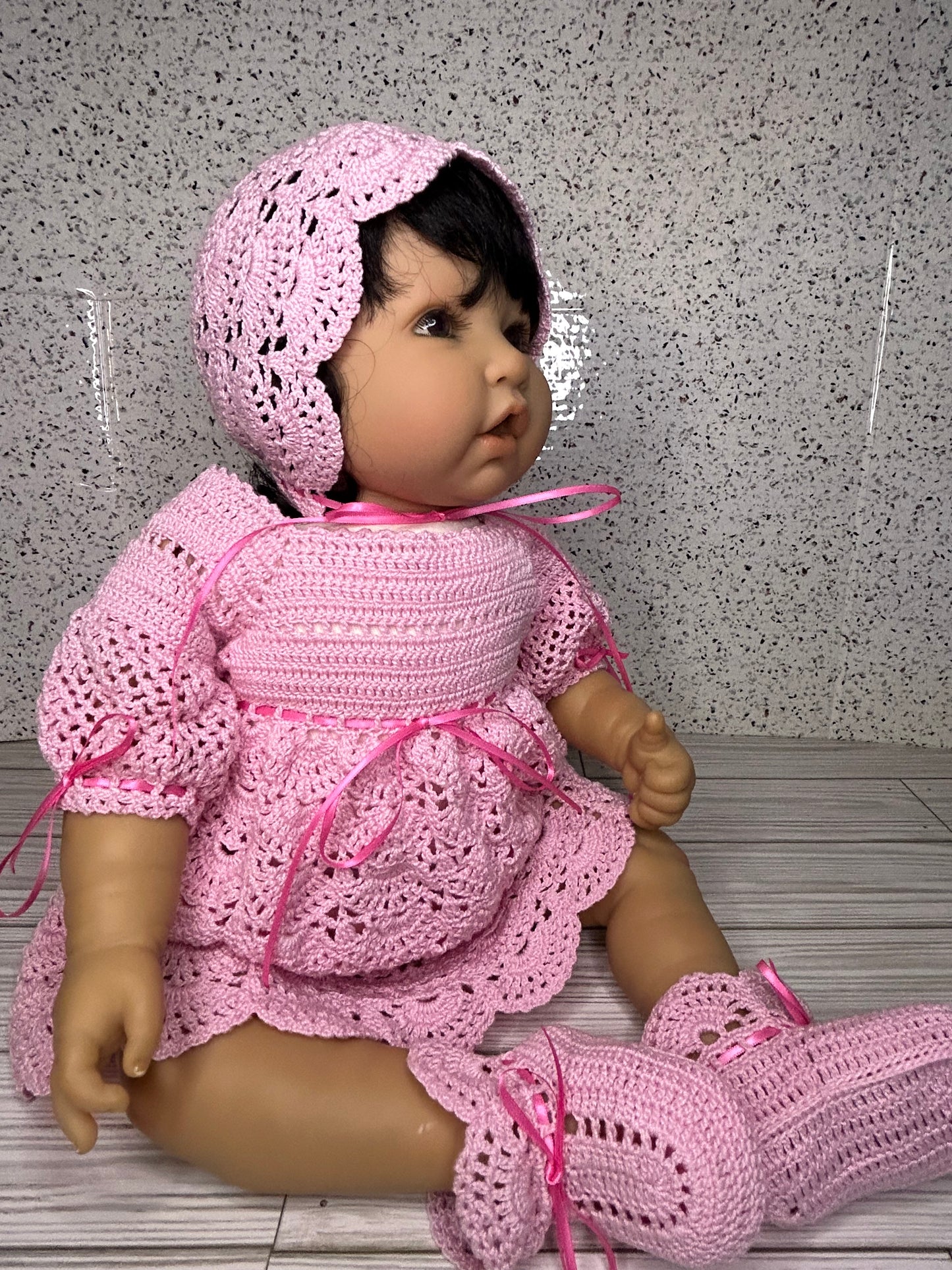 Open Crescent Outfit